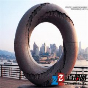 上海炒房团涌入重庆买别墅 售楼现场人山人海