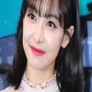 《蓝色的举重妖怪》自带彩妆技能 唐嫣宋茜齐入坑