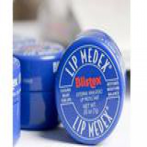 别就盯着YSL星辰限量了 你的嘴唇还好吗