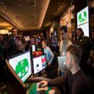 AI又在扑克领域制霸 这次的胜利与AlphaGo有何不同？