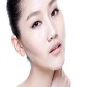 脖子也要减龄 4招颈部保养学起来