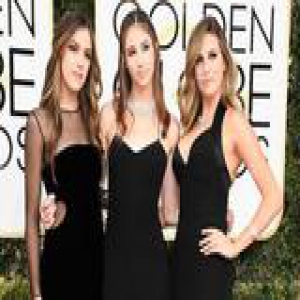 家有“超模女儿团” 史泰龙晋升美国国民岳父