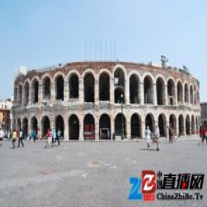 为了延长演出季时间，2000岁的罗马竞技场要加个顶