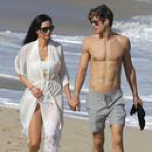 嫁不出去急什么？会冻龄你老公还在上小学呢