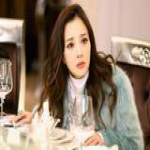 说李小璐整容的都出来 眉眼搭配好效果堪比微整容