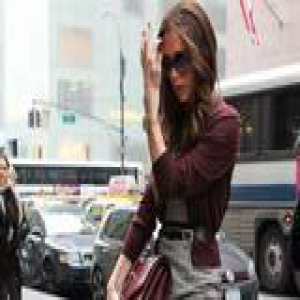 贝嫂OL装扮 来年想升职就得这么穿