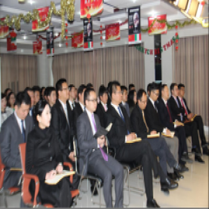 欧路莎卫浴举行商务礼仪培训提升专业素养