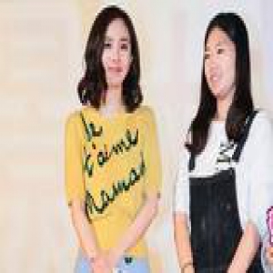 早春将至 学Angelababy杨幂女神穿毛衣+半裙