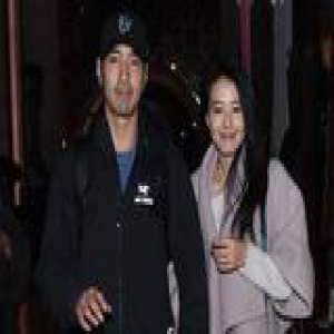 学高圆圆范冰冰穿披肩领大衣 冬季养膘好藏肉