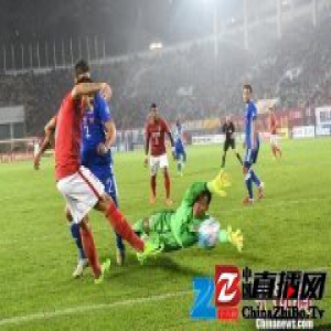 亚冠首轮：上港苏宁携手破魔咒 女主帅完成亚冠首秀