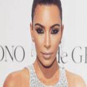 快来学卡戴珊的“易容”化妆术 比她的身材更有料