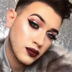 萌大叔工科男妖艳男网红 全球最火的5大美妆男博主