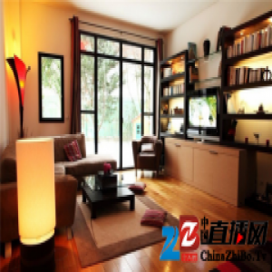 大卫地板栎木 黄昏与沙漠