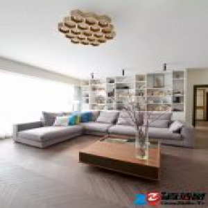 人字铺地板打造148㎡简约大宅