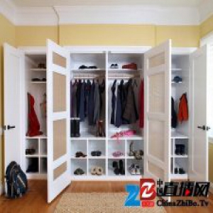入墙式衣柜 美观又节约面积