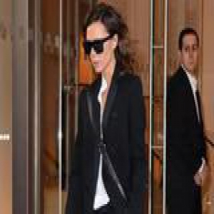 谁说休闲单品难搭 贝嫂说穿上它们也可以很时髦