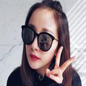 杨幂坐拥百只口红 原来这么多女星都是唇膏迷