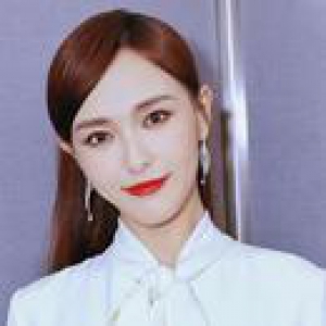 雪莉唐嫣景甜白到发光 四步养出牛奶灯泡肌