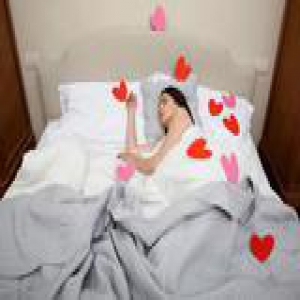 胸口长痘痘是什么原因？