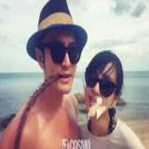 情侣出街 你觉得唐嫣罗晋赢还是Baby晓明赢