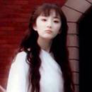 杨幂旧照曝光 从小美到大完爆“四海八荒”