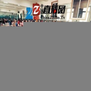 平均59岁“芭蕾奶奶”：克服疾病 秀一字马