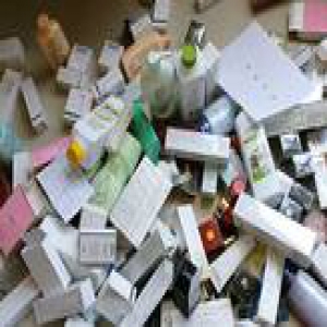 化妆品制假售假现“黑产业链” 电商成重灾区