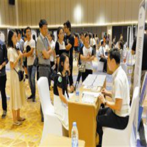 滨海“三高”职位揽才