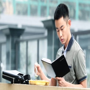 宣言《为青春点赞》热播 掀毕业求职“回忆杀”