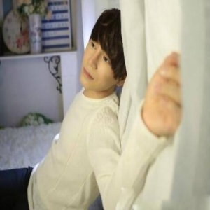 陈奕天用12个字就能概括：能唱会跳 能变会说 能演会逗