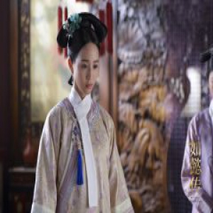 张钧甯《如懿传》与同组演员逗趣互动 洋气英文名安排一下