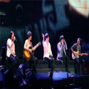 五月天抓获逃犯 继歌神后又一逃犯克星