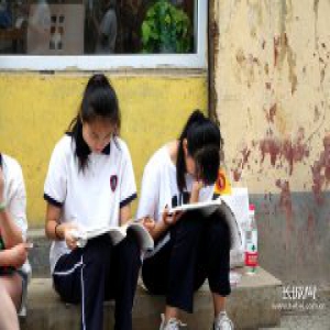 【中考进行时】人生第一次大考，父母双双来陪考