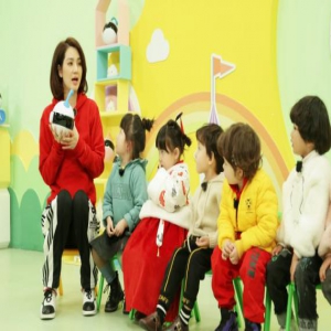 《爱上幼儿园》冬季运动会开幕 张丹峰洪欣胜负教育引分歧