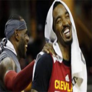 JR感谢詹姆斯 网友吐槽反射弧太长