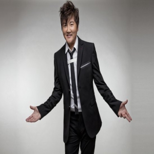 孙楠献唱科学纪录片飞向月球主题曲《背影》天籁之音助力航天梦