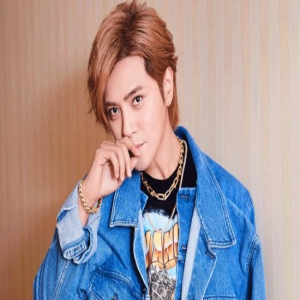 罗志祥帅气出席亚洲音乐节 极致魅力舞台征服全场观众