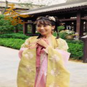 《天盛长歌》热播 许歌化身迷妹“狂扑陈坤”