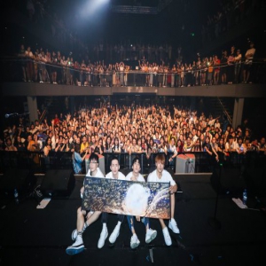 唐汉霄“末日飞船”巡演首站爆棚“卡西尼”神同步“天宫二号”