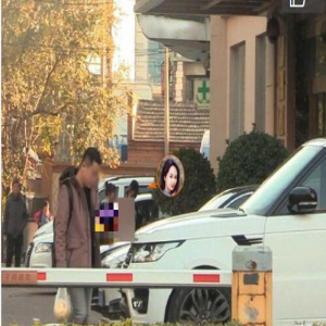 实锤了？杨紫现身整形美容医院一直待到天黑？