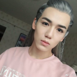 梁超《盛唐幻夜》收官 白发灵溪造型曝光