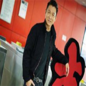 刘德华合影应采儿 原来是合作了电影