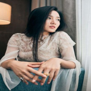 周开开夏日甜系写真曝光