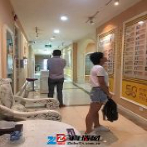 19岁姑娘应聘被要求整容 贷款62000元整容后被拒