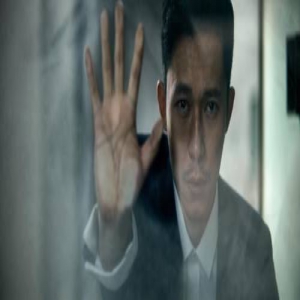 “狙击手”羿坤 能演能导的性感狠角色