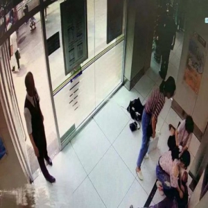 又是东单路口！路人心脏骤停，幸遇95后护士抢救脱险