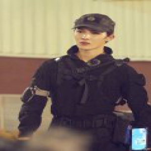 《勇敢的世界》乐华七子NEXT无惧挑战展过人才智