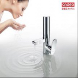 超滤净水器和反渗透净水器哪个好？安德贝净水器龙头告诉你答案