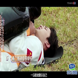 “太空次元少女”吴宣仪成“打结学霸” 《挑战吧太空》科普航天知识