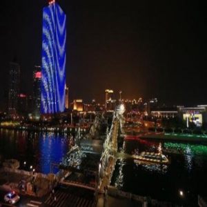 不光有解放桥开启，今晚津城这些地方都可以花式玩耍……